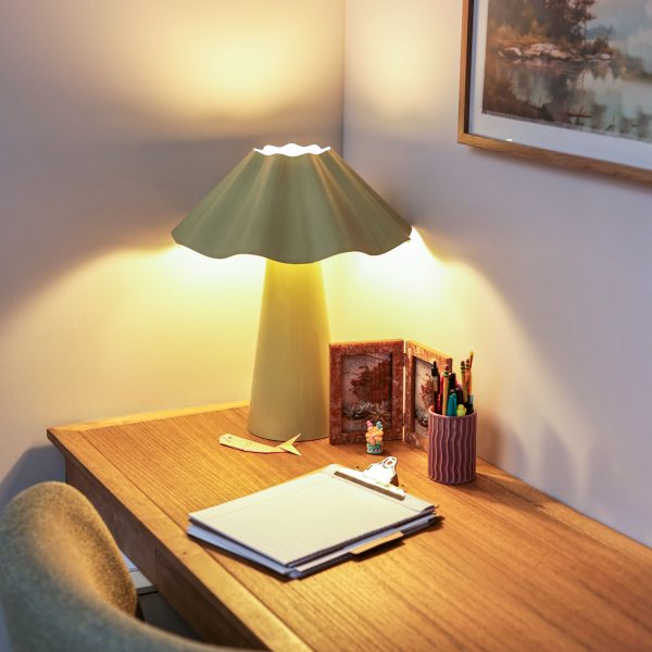 desk 1